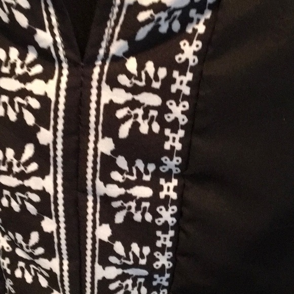 Top - Picture 2 of 3